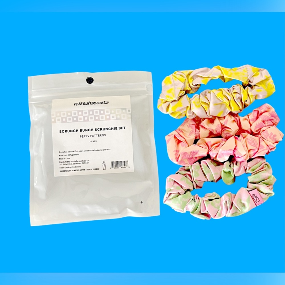 REFRESHMENTS SCRUNCH BUNCH 3-piece SCRUNCHIE SET PEPPY PATTERNS NWT